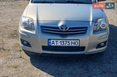 Седан Toyota Avensis 2007 в Івано-Франківську