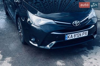 Універсал Toyota Avensis 2018 в Києві