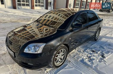 Седан Toyota Avensis 2003 в Киеве