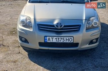 Седан Toyota Avensis 2007 в Ивано-Франковске