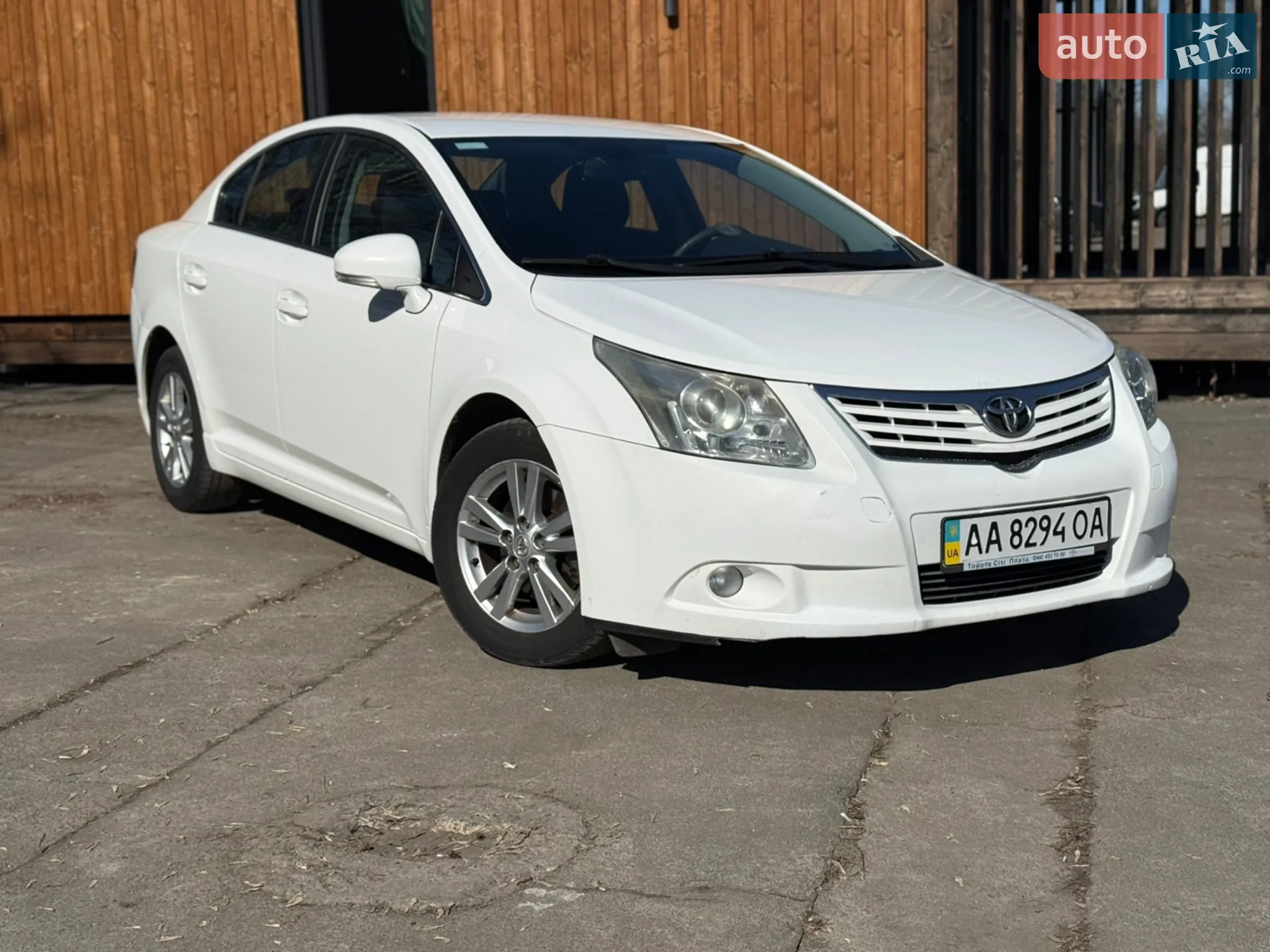 Toyota Avensis 2011