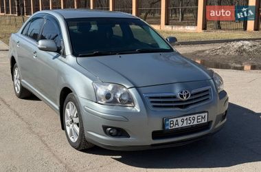 Седан Toyota Avensis 2007 в Кропивницькому