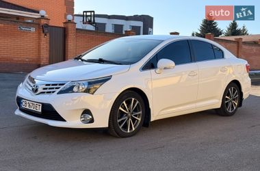 Седан Toyota Avensis 2012 в Чернігові