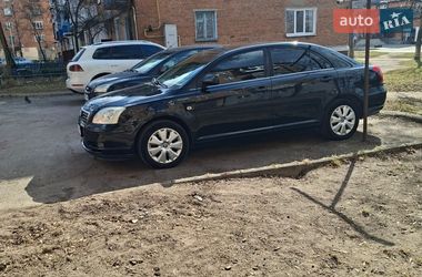 Лифтбек Toyota Avensis 2006 в Коростене
