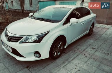Седан Toyota Avensis 2015 в Харькове