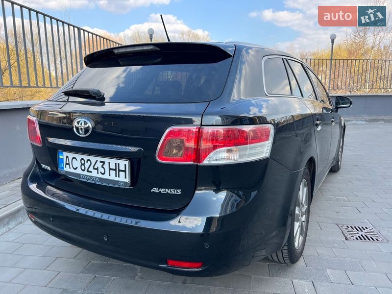 Универсал Toyota Avensis 2011 в Луцке