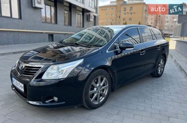 Универсал Toyota Avensis 2011 в Луцке