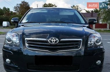 Седан Toyota Avensis 2008 в Киеве