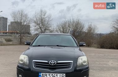 Седан Toyota Avensis 2008 в Києві