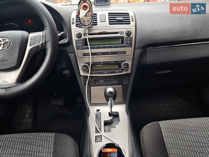 Универсал Toyota Avensis 2011 в Киеве