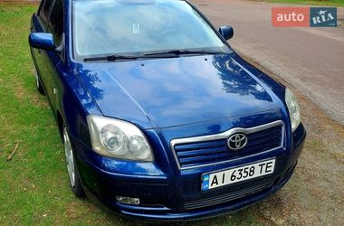 Ліфтбек Toyota Avensis 2004 в Києві