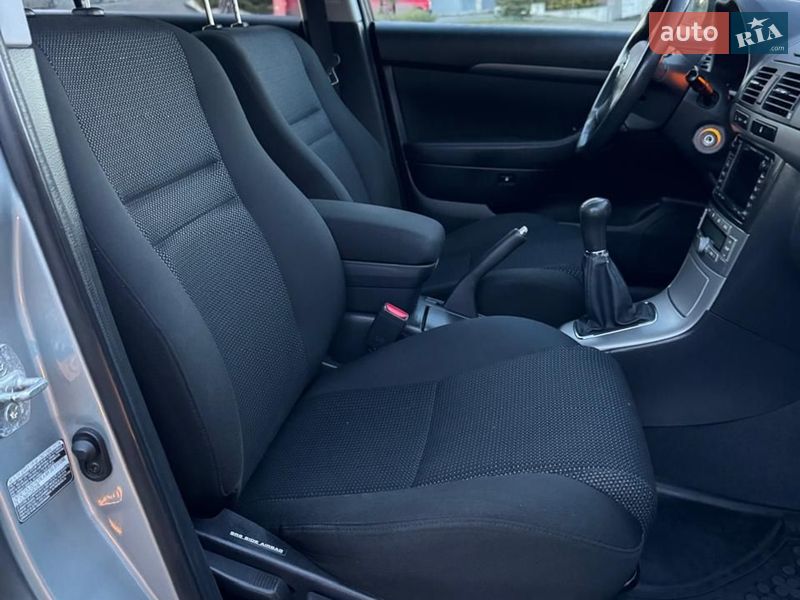 Универсал Toyota Avensis 2007 в Хмельницком