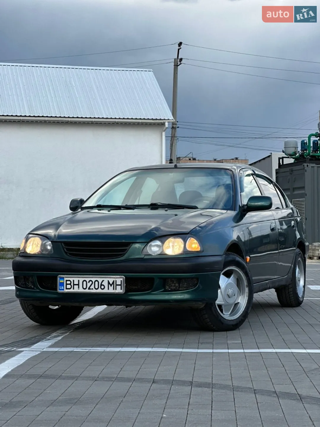 Toyota Avensis 1998