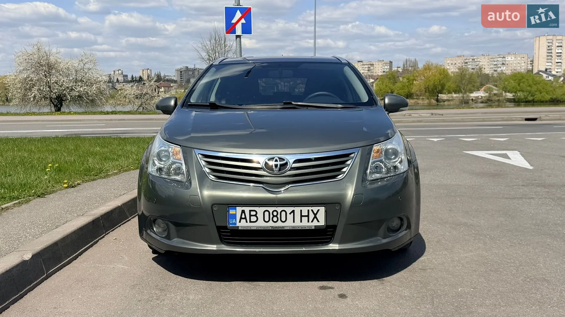2011 Toyota Avensis - мініатюра 2