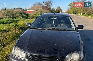 Седан Toyota Avensis 2000 в Белгороде-Днестровском