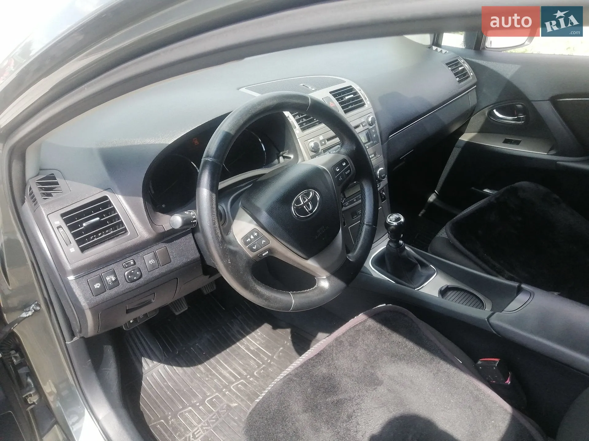 2010 Toyota Avensis - мініатюра 20
