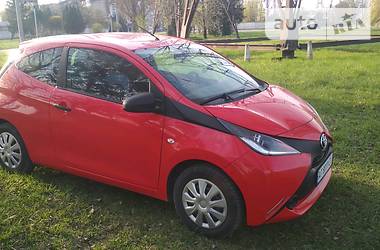 Хэтчбек Toyota Aygo 2015 в Бурштыне