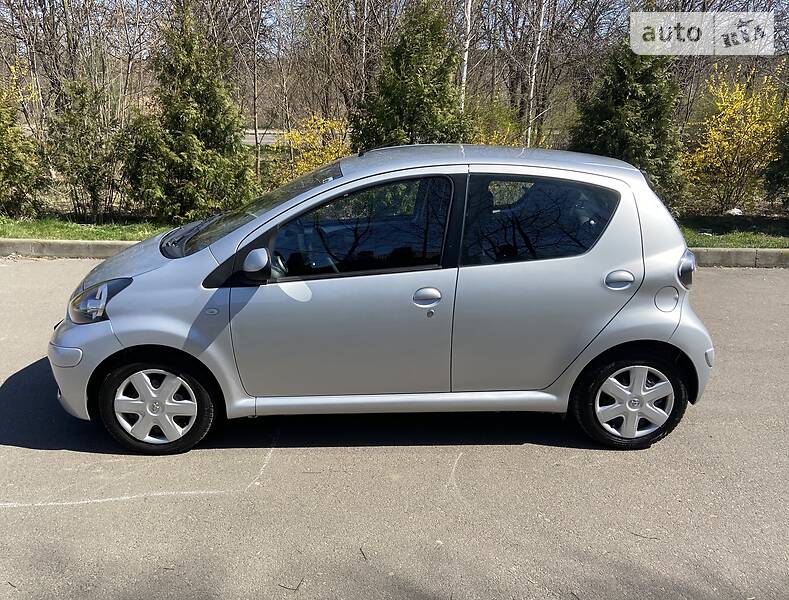 Хетчбек Toyota Aygo 2008 в Рівному