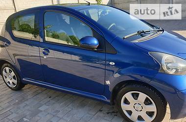 Хетчбек Toyota Aygo 2008 в Кривому Розі