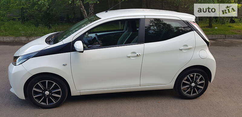 Хетчбек Toyota Aygo 2017 в Рівному