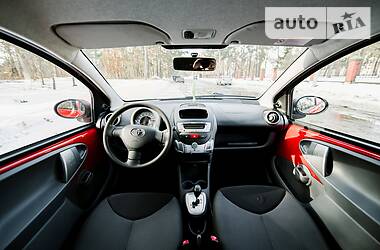 Хэтчбек Toyota Aygo 2008 в Львове