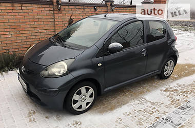 Хэтчбек Toyota Aygo 2005 в Виннице