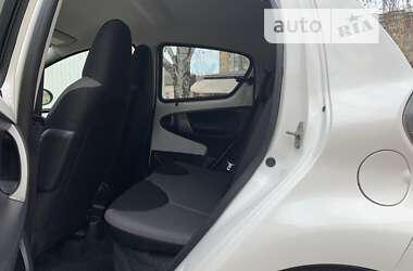 Хэтчбек Toyota Aygo 2014 в Кривом Роге