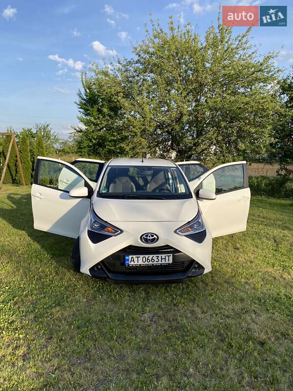Хэтчбек Toyota Aygo 2021 в Снятине