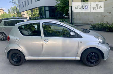 Хэтчбек Toyota Aygo 2007 в Львове