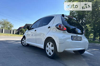 Хэтчбек Toyota Aygo 2011 в Виннице