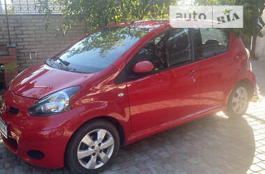 Хетчбек Toyota Aygo 2011 в Житомирі