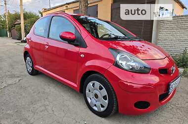 Хетчбек Toyota Aygo 2009 в Запоріжжі