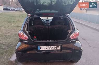 Хэтчбек Toyota Aygo 2010 в Львове