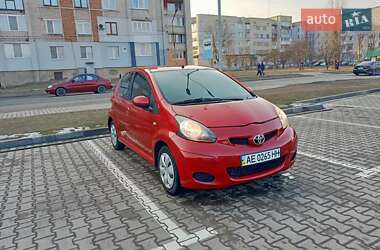 Хэтчбек Toyota Aygo 2010 в Червонограде