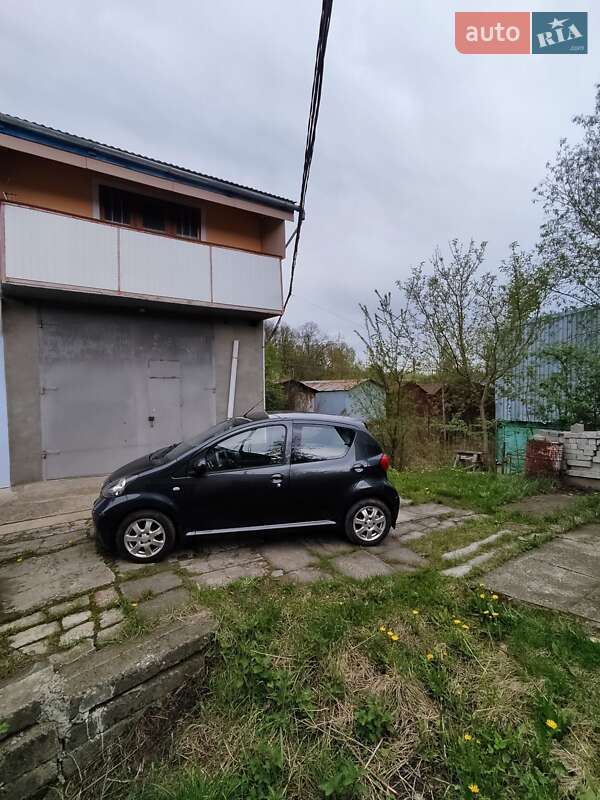 Хетчбек Toyota Aygo 2006 в Трускавці
