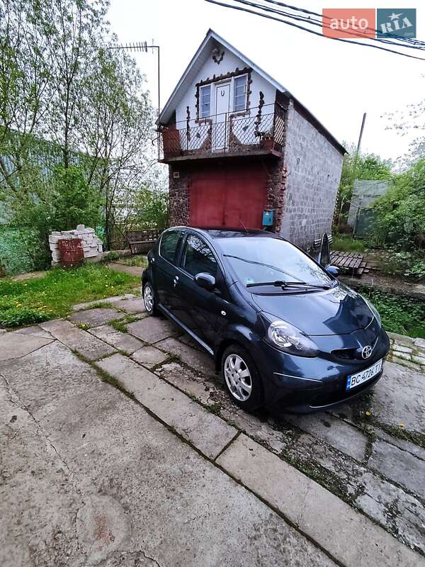 Хетчбек Toyota Aygo 2006 в Трускавці