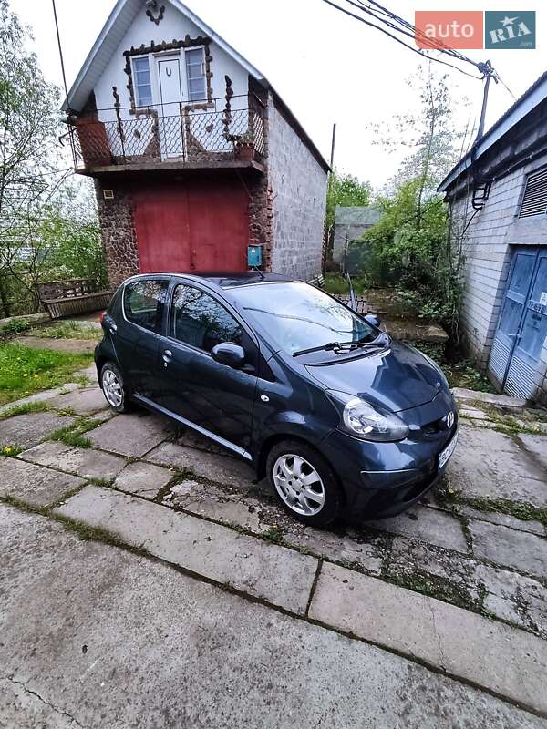 Хетчбек Toyota Aygo 2006 в Трускавці