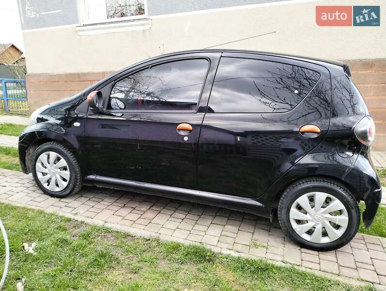 Хетчбек Toyota Aygo 2012 в Тернополі