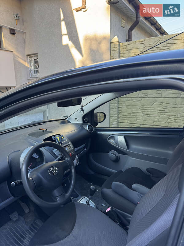 Хэтчбек Toyota Aygo 2007 в Луцке фото 5 Хэтчбек Toyota Aygo 2007 в Луцке