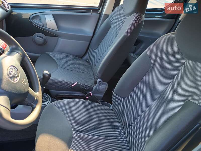 Хетчбек Toyota Aygo 2008 в Полтаві