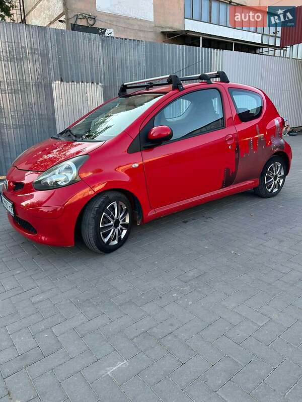 Хетчбек Toyota Aygo 2006 в Вінниці