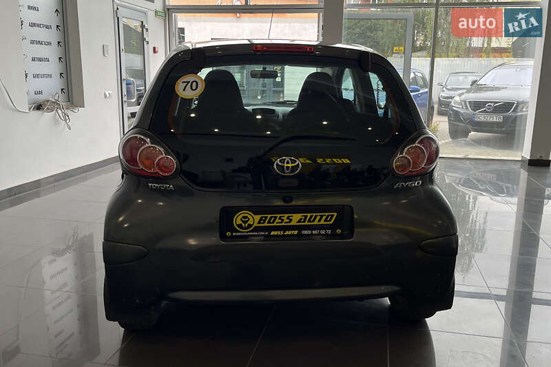 Хетчбек Toyota Aygo 2011 в Шептицькому фото 6 Хетчбек Toyota Aygo 2011 в Шептицькому