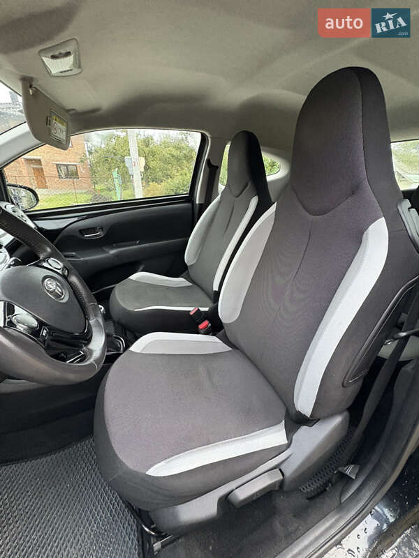 Хэтчбек Toyota Aygo 2014 в Львове