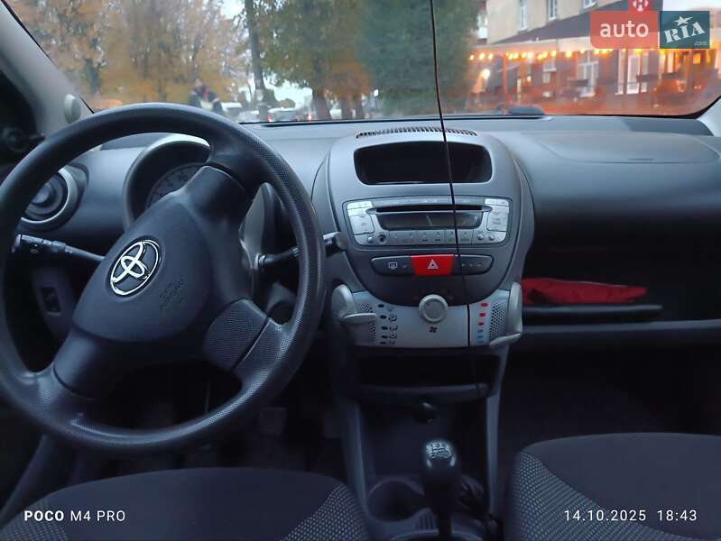 Хетчбек Toyota Aygo 2009 в Дрогобичі