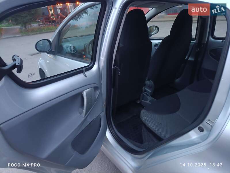 Хетчбек Toyota Aygo 2009 в Дрогобичі