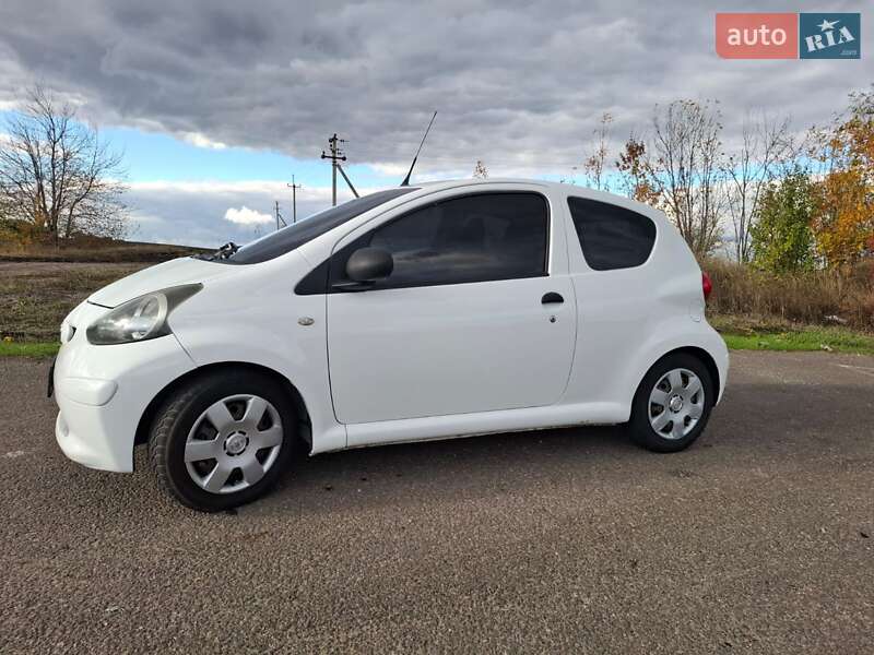 Хэтчбек Toyota Aygo 2008 в Балте фото 10 Хэтчбек Toyota Aygo 2008 в Балте