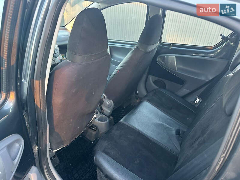 Хетчбек Toyota Aygo 2005 в Львові