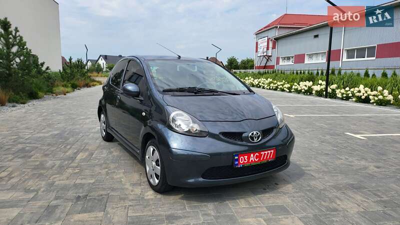 Хэтчбек Toyota Aygo 2007 в Луцке