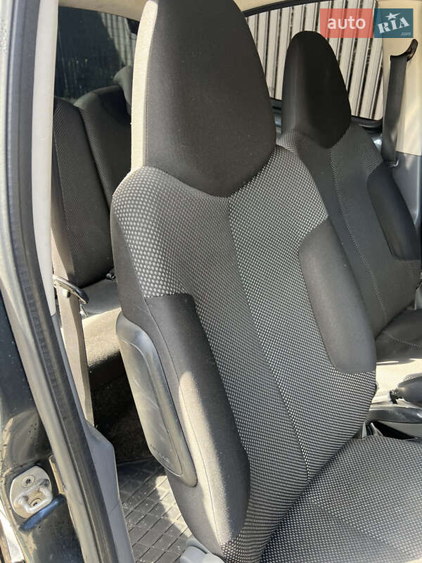 Хэтчбек Toyota Aygo 2010 в Новоднестровске