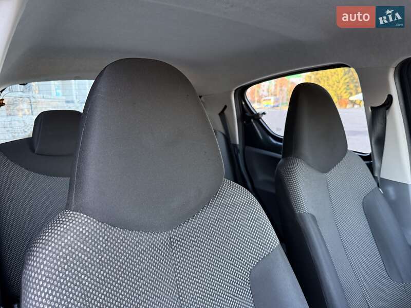 Хетчбек Toyota Aygo 2009 в Рівному